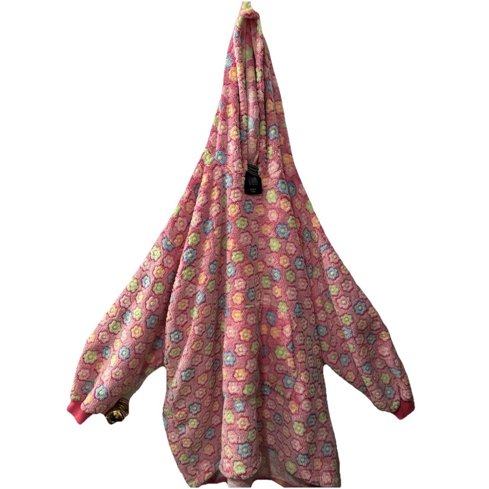 Throwzy Marlo Lorenz Wearable Blanket Hooded Pullover Flowers Adult One Size